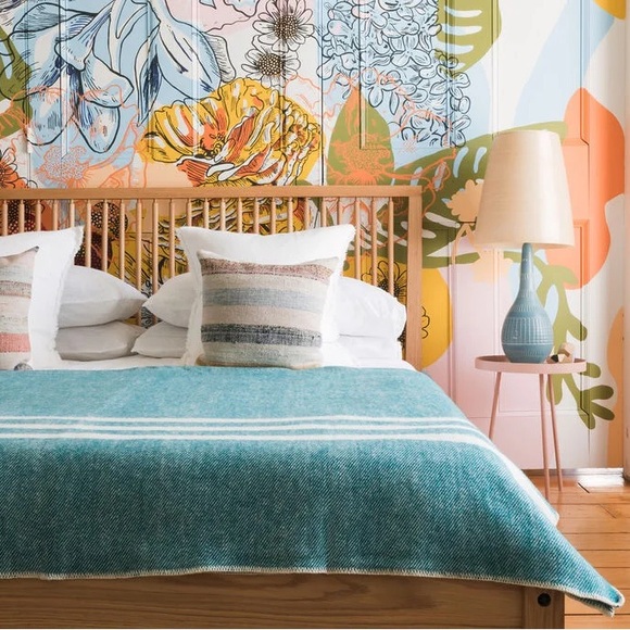 MacAusland Woollen Mills throw blanket - Picture 4 of 5